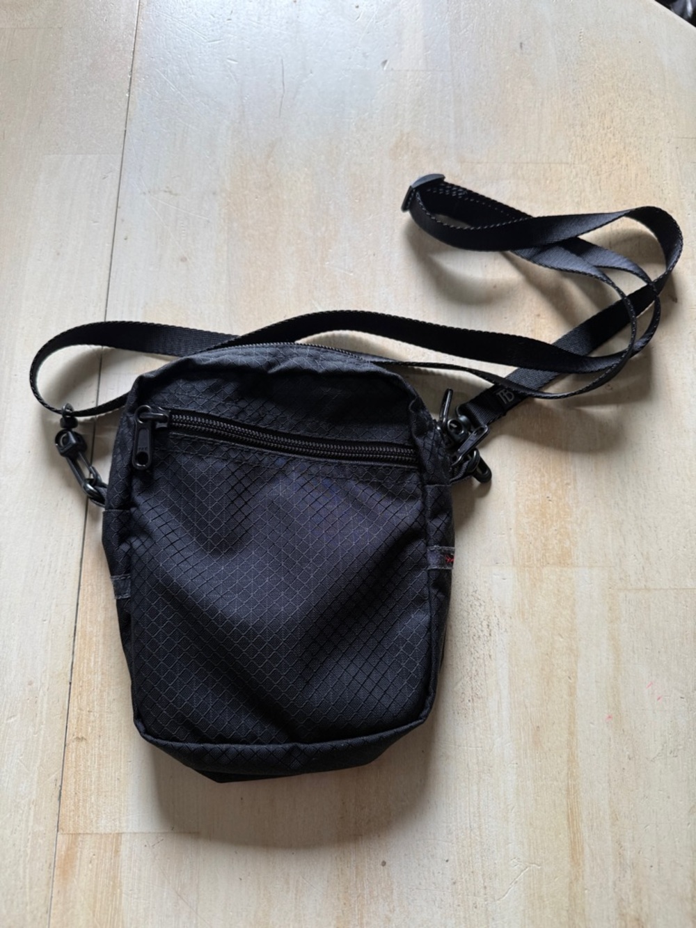 Tom Bihn purse